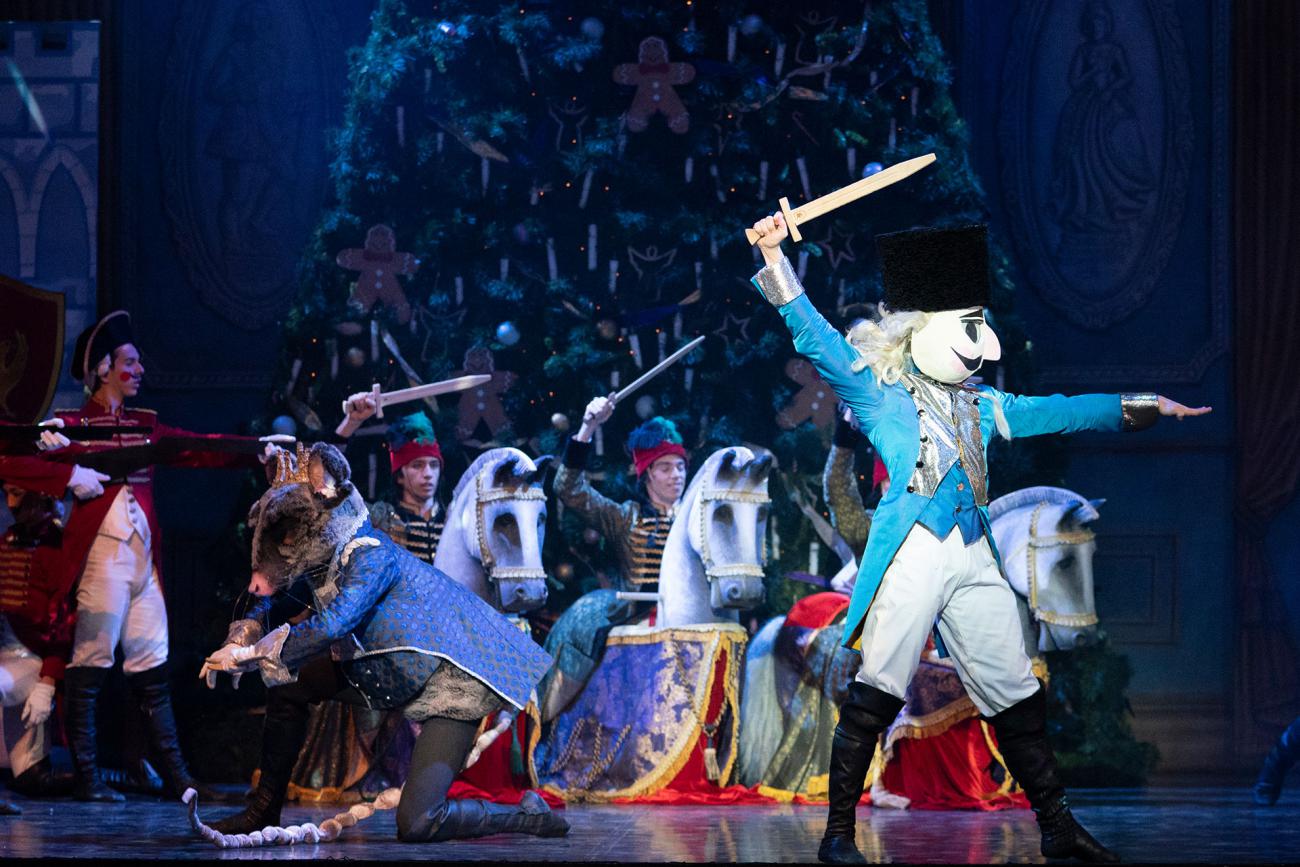 The Mouse King and Nutcracker Prince go to war under the Christmas tree