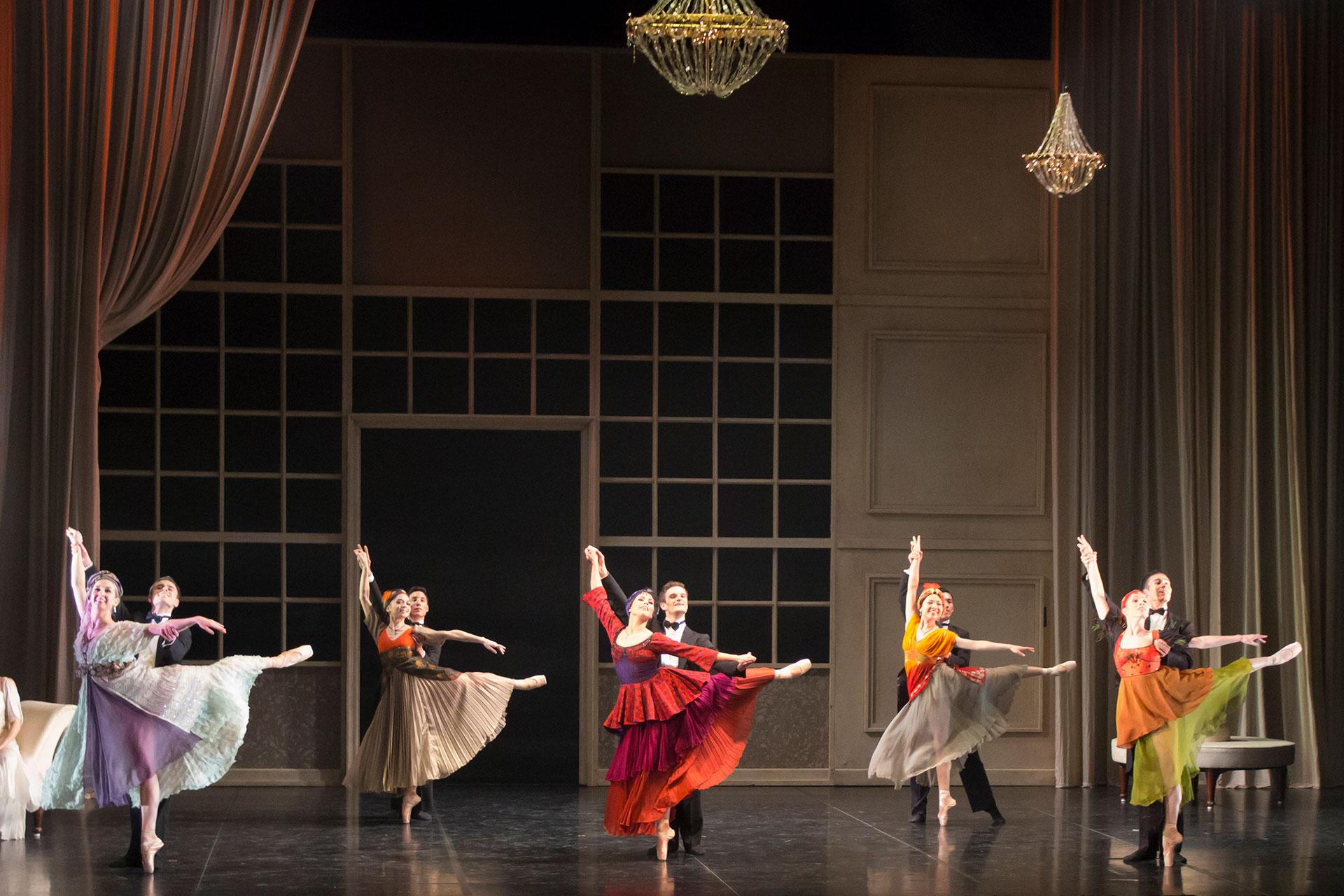 There's a great ball at the house by the lake