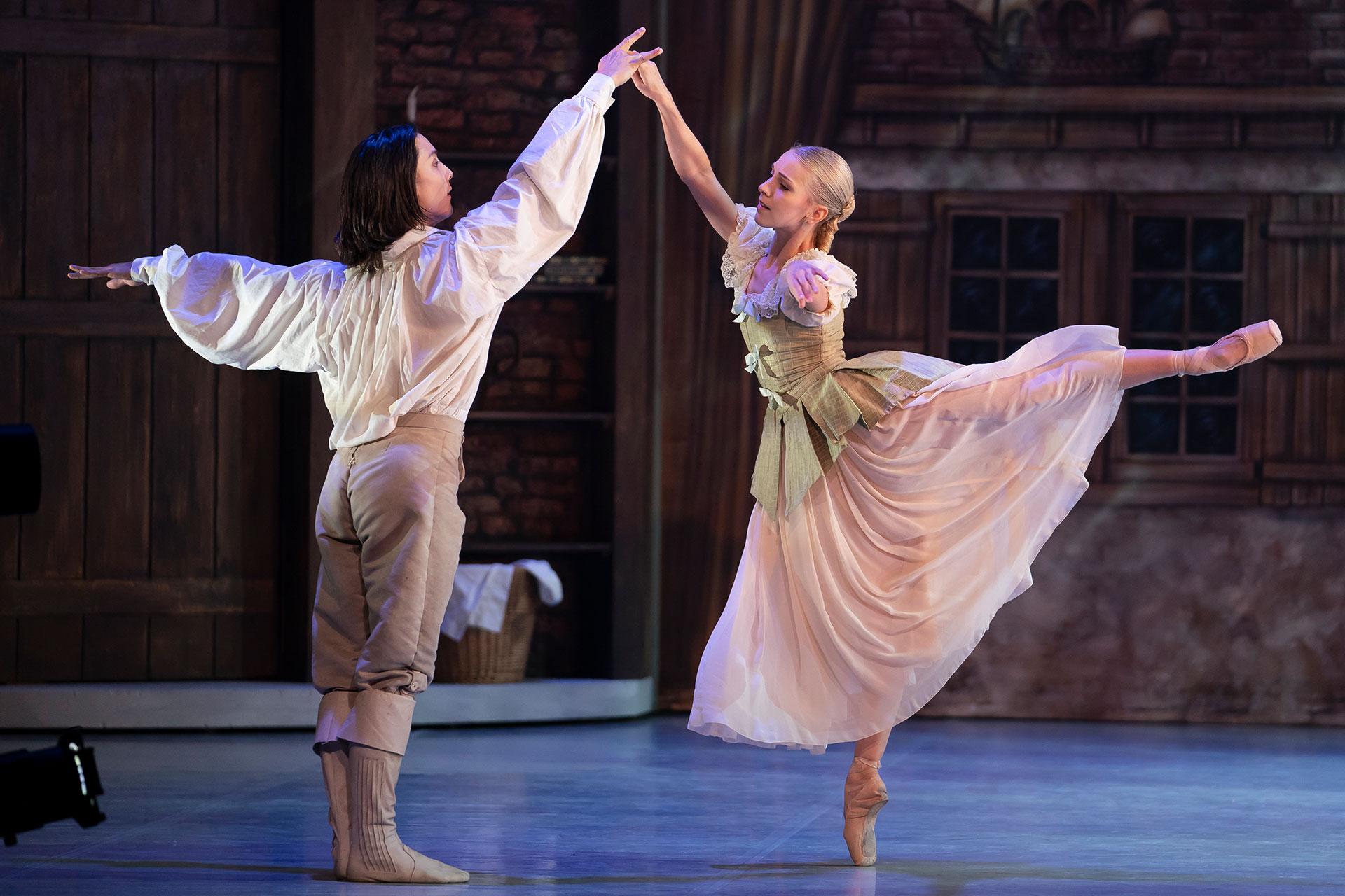 D'Artagnan and Constance find love for each other